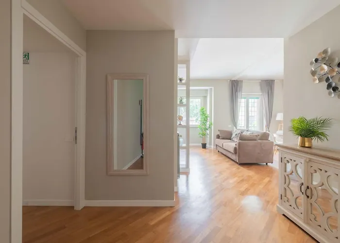 Suityrhome San Giovanni 11 Apartment *